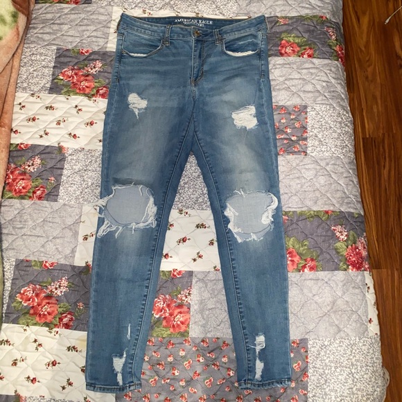 SOLD AE Jeggings - Picture 1 of 3